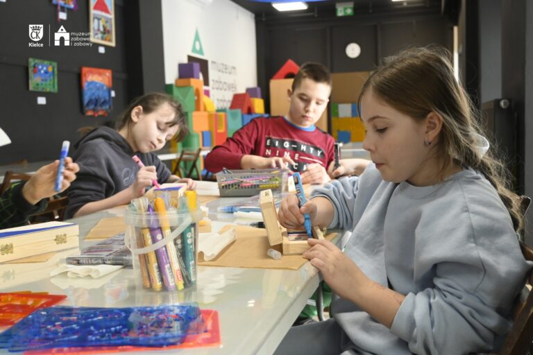 621201112_1366049875317610_4413253488220399019_n