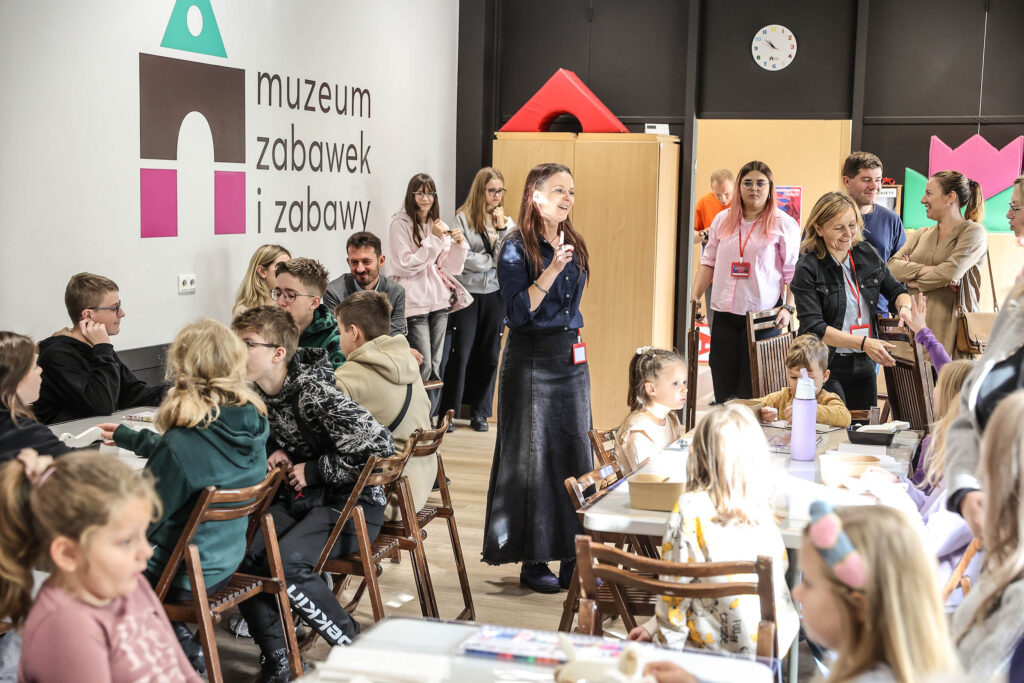 642w9008_20251019_Muz Zabawek_Kooperatywa Zabawek